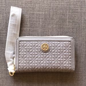 Tory Burch Wristlet